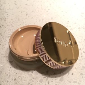 Tarte Empowered Hybrid Gel Foundation